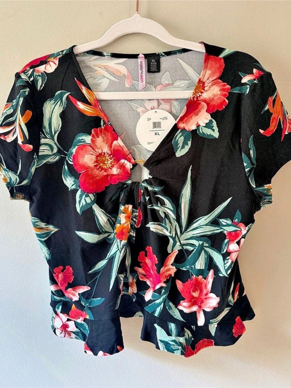 Love by Design Tropical Floral Front Ring Detail Top – XL – NWOT